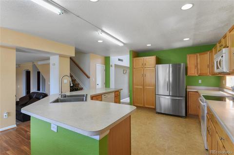 20712 E 38th Pl, Denver, CO 80249 photo 13