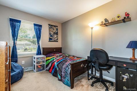 4335 S Eagle Cir, Aurora, CO 80015 photo 11