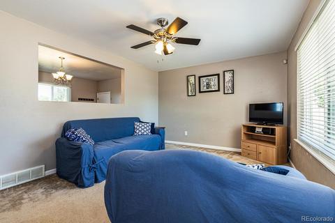 4335 S Eagle Cir, Aurora, CO 80015 photo 3