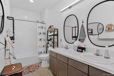 Bath - 8475 E 36th Ave #221, Denver, CO 80238 photo 2 of 2