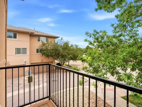 Exterior - 14044 E Temple Dr, Aurora, CO 80015 photo 3 of 6