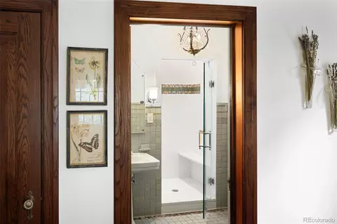 Bath - 178 Ash St, Denver, CO 80220 photo 2 of 7