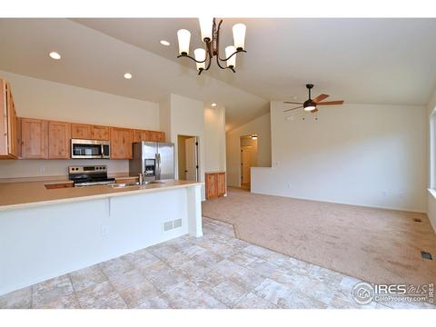 1522 Wavecrest Dr, Windsor, CO 80550 photo 10