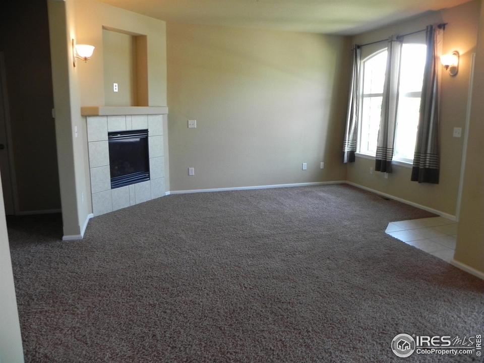 175 Carina Cir #102, Loveland, CO 80537 photo 2