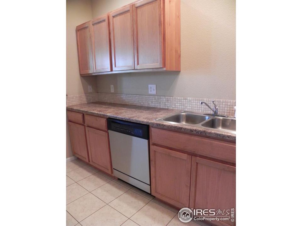  175 Carina Cir #102, Loveland, CO 80537 photo 5