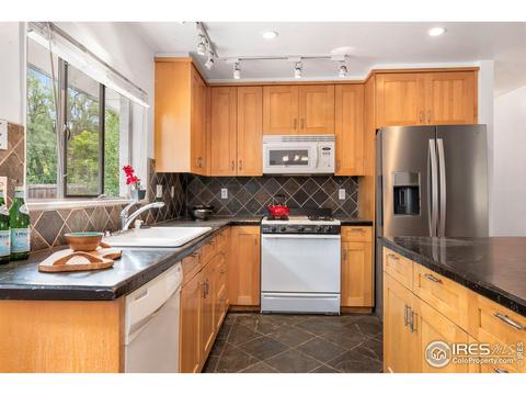 2218 Edgewood Dr, Boulder, CO 80304 photo 6