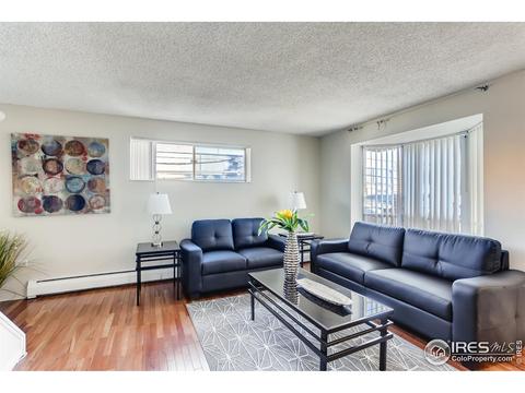 1355 Gaylord St #4, Denver, CO 80206 photo 4