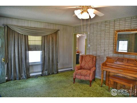 115 E Cedar St, Walsenburg, CO 81089 photo 3