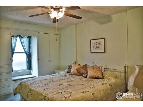 115 E Cedar St, Walsenburg, CO 81089 photo 9