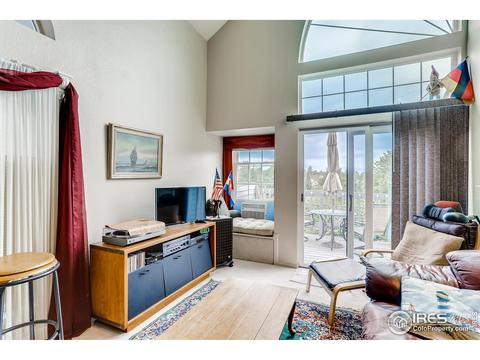 7478 Singing Hills Ct, Boulder, CO 80301 photo 2