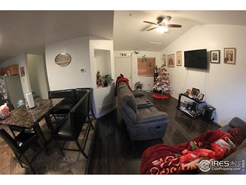 898 E 20th Rd, Greeley, CO 80631 photo 4