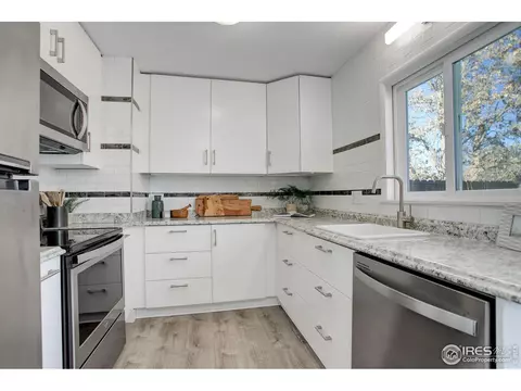 591 10th St, Windsor, CO 80550 photo 6