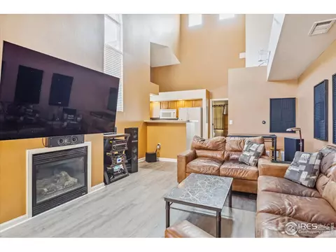 505 Lucca Dr, Evans, CO 80620 photo 2