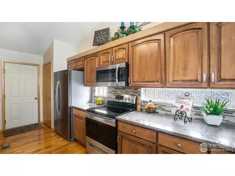 305 Cobble Dr, Windsor, CO 80550 photo 10