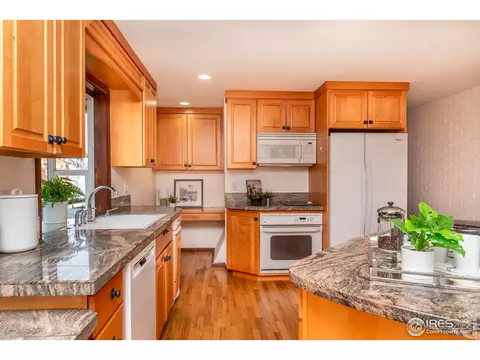 875 Aurora Ave, Boulder, CO 80302 photo 13