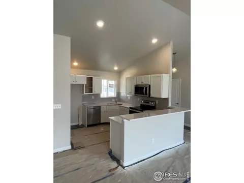 4209 Yellowbells Dr, Evans, CO 80620 photo 4