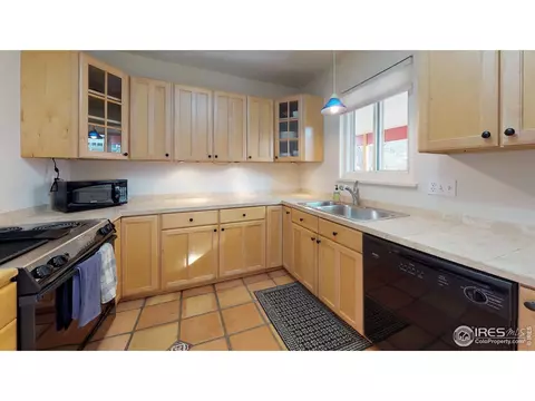 4480 Whitney Pl, Boulder, CO 80305 photo 5
