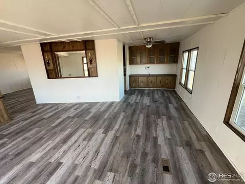 1135 E 20th St, Greeley, CO 80631 photo 4