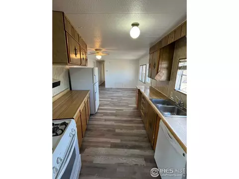 1135 E 20th St, Greeley, CO 80631 photo 6