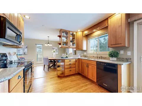 5472 Pueblo Pl, Boulder, CO 80303 photo 4