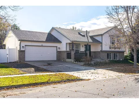 1021 Jefferson Dr, Berthoud, CO 80513 photo 2
