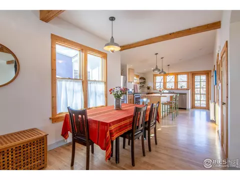 426 Park St, Lyons, CO 80540 photo 3