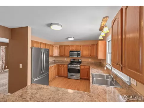 529 S 9th St, Berthoud, CO 80513 photo 9