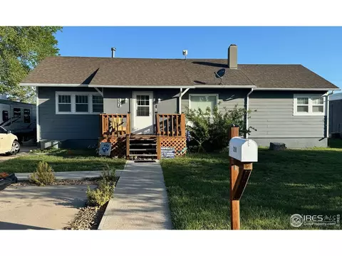 208 E 6th St, Julesburg, CO 80737