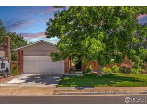 7490 Devinney Ct, Arvada, CO 80005
