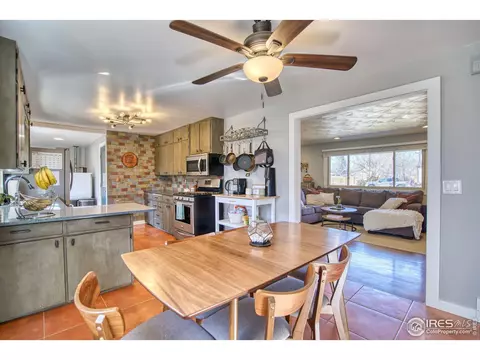 914 7th St, Berthoud, CO 80513 photo 5