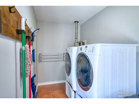 914 7th St, Berthoud, CO 80513 photo 13
