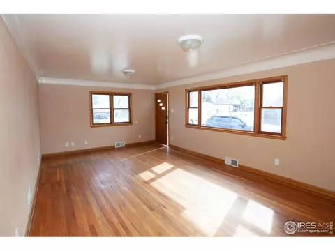 615 Oak St, Sterling, CO 80751 photo 6
