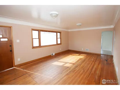 615 Oak St, Sterling, CO 80751 photo 4