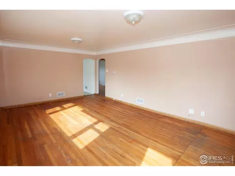 615 Oak St, Sterling, CO 80751 photo 3