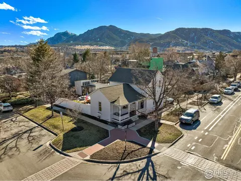 1746 Pine St, Boulder, CO 80302 photo 3