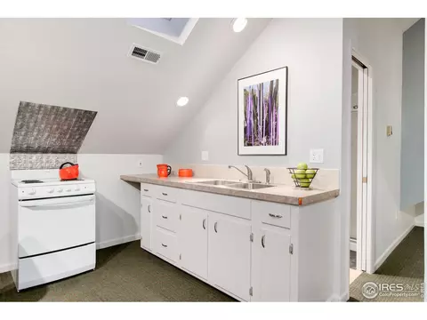 877 Apple Valley Rd, Lyons, CO 80540 photo 30