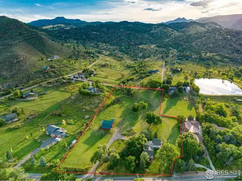 877 Apple Valley Rd, Lyons, CO 80540 photo 2