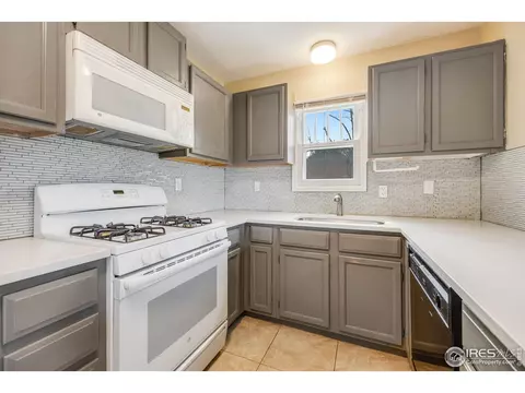 817 23rd St, Greeley, CO 80631 photo 5
