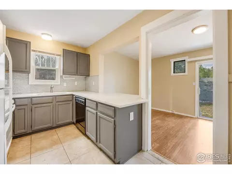 817 23rd St, Greeley, CO 80631 photo 4