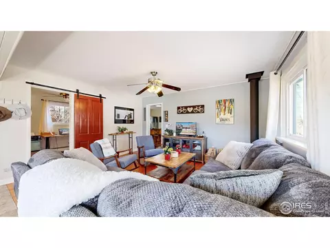 426 Seward St, Lyons, CO 80540 photo 4