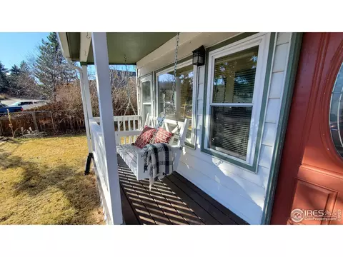426 Seward St, Lyons, CO 80540 photo 2