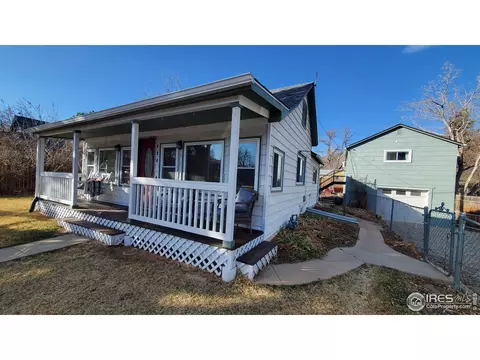 426 Seward St, Lyons, CO 80540