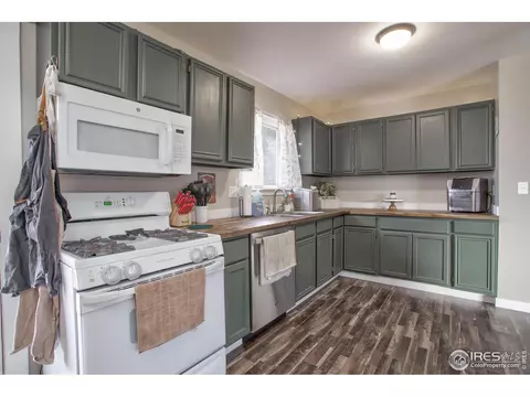 517 Woods Ave, Ault, CO 80610 photo 6