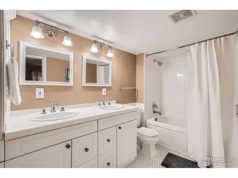 1052 Orange Pl, Boulder, CO 80304 photo 9
