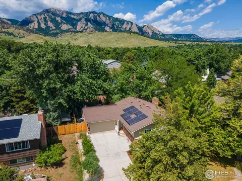 1355 Ithaca Dr, Boulder, CO 80305 photo 3