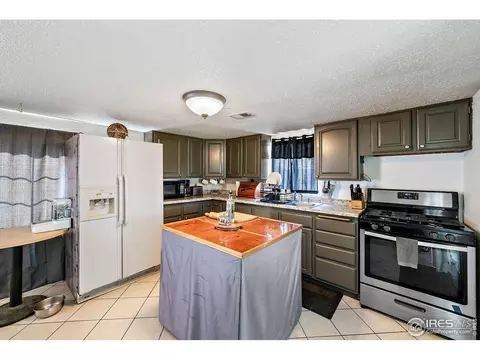 2633 49th St, Evans, CO 80620 photo 7