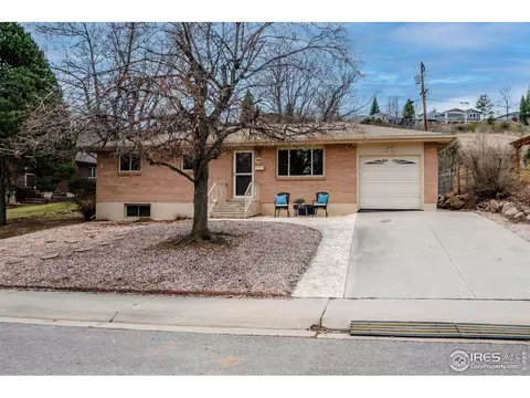 2900 Dover Dr, Boulder, CO 80305