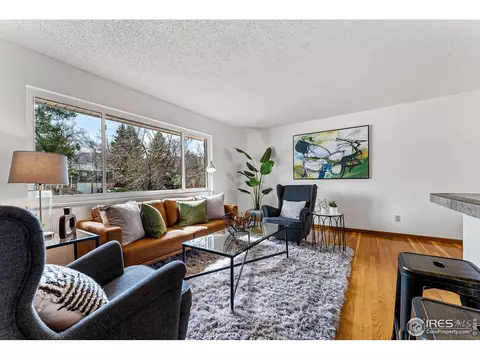 760 Mohawk Dr, Boulder, CO 80303 photo 2