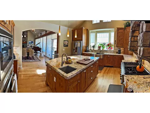 925 Lake Dr, Lyons, CO 80540 photo 4
