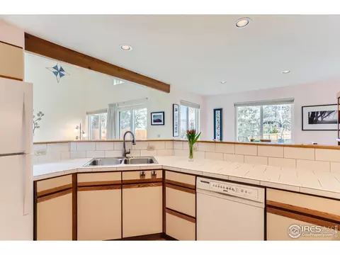 4082 Dawn Ct, Boulder, CO 80304 photo 9